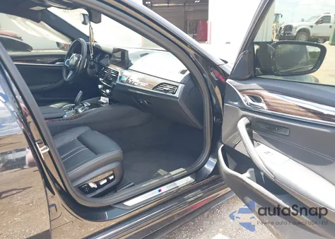 2017 BMW 540I xDrive из США, поврежденный, VIN WBAJE7C3XHG890835